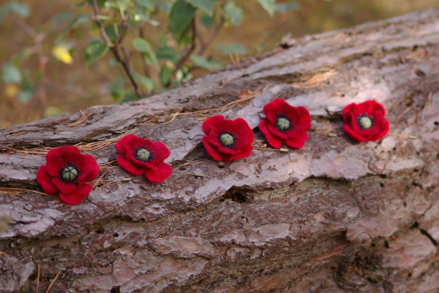 Handmade Felted Wool Poppy Brooch – Red Flower