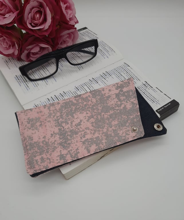 Pink and silver speckled glasses case. Free uk delivery.  