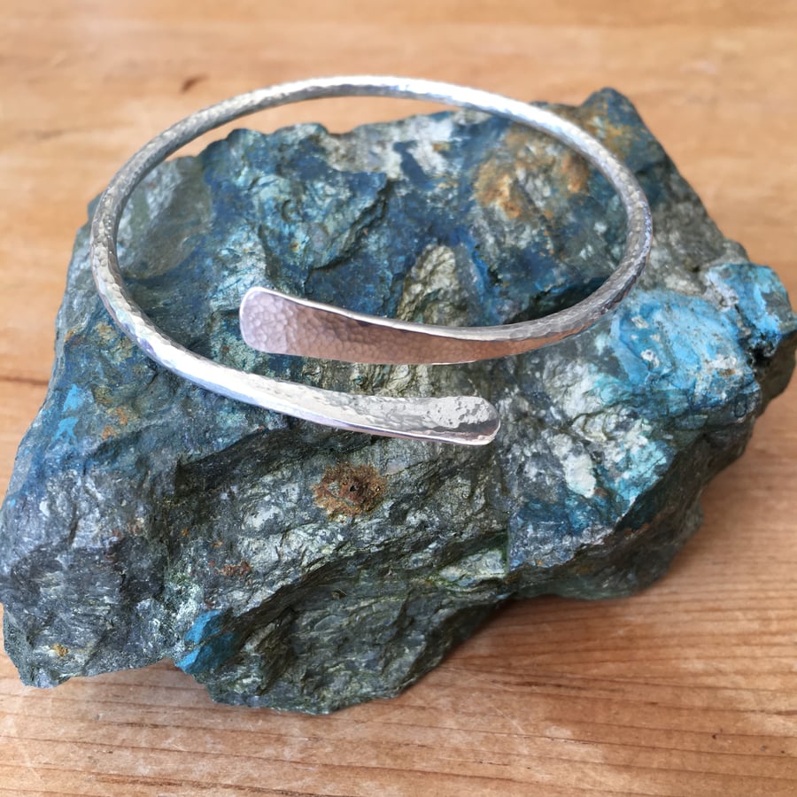 Wave Bangle. Hallmarked.
