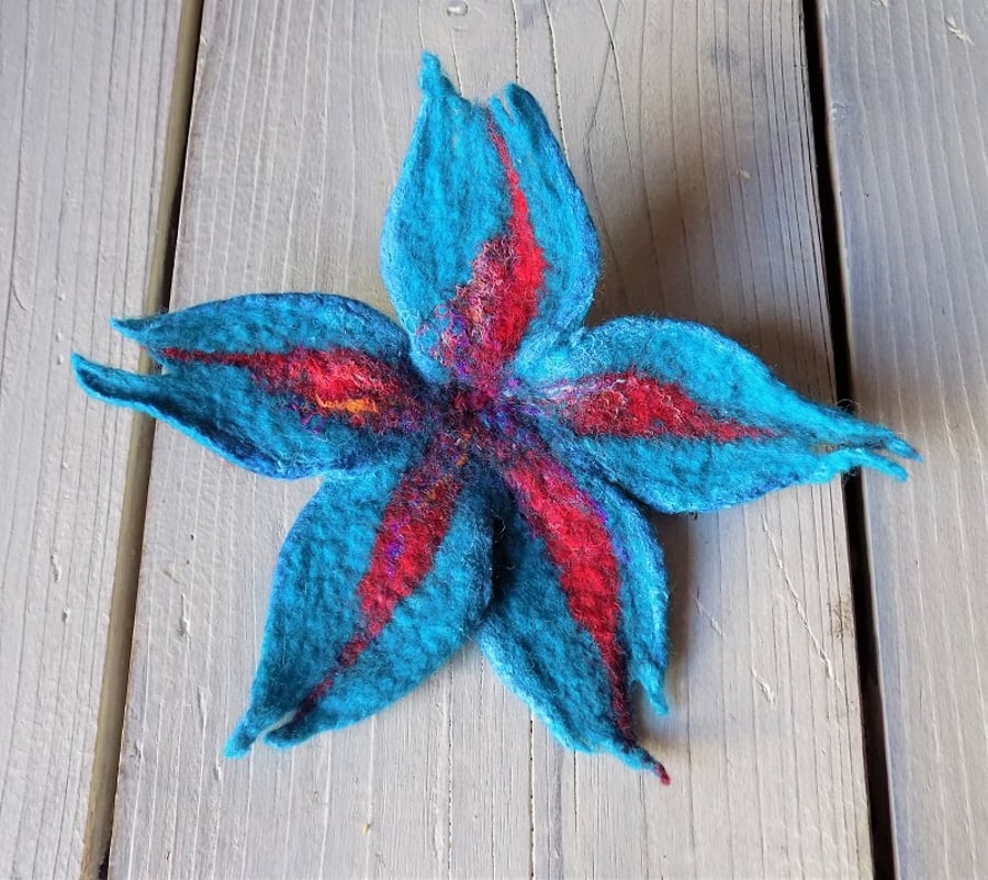 Felted flower brooch: merino wool and silk in bright teal and red