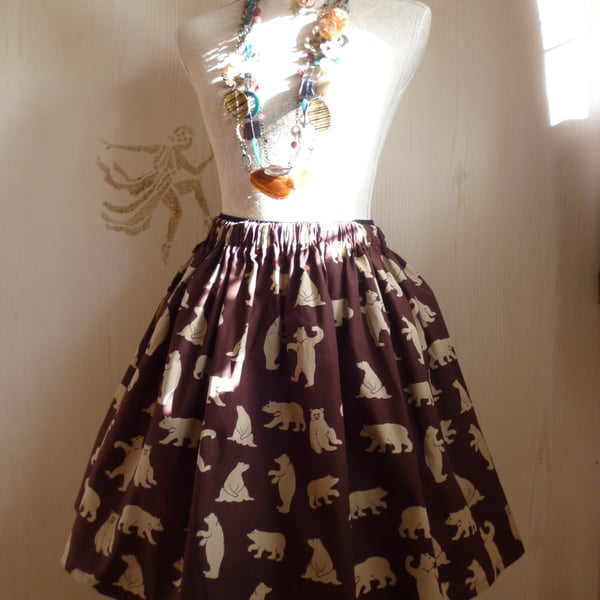 Beautiful Retro Brown Honey Bear Flared Skirts Size 14 16
