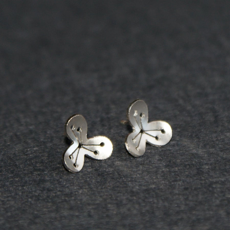 Retro alstroemeria silver stud earrings