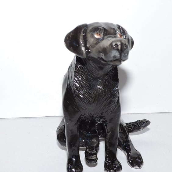 Black labrador sculpture 