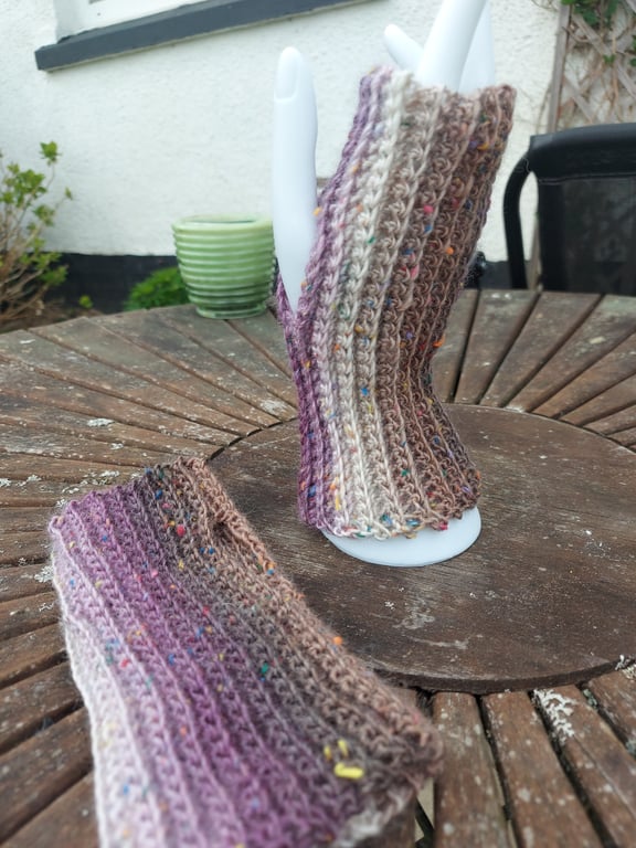 Ribbed Fingerless Gloves for Women