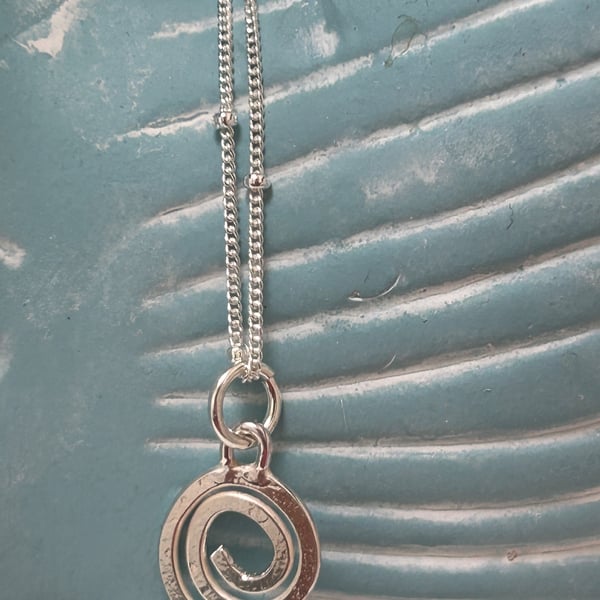 Swirl silver necklace