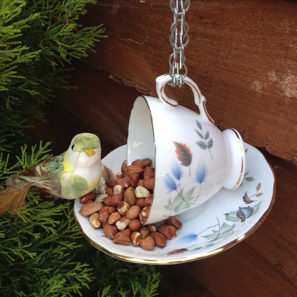 Vintage Tea Cup Bird Feeder - Hanging - Autumn blue 