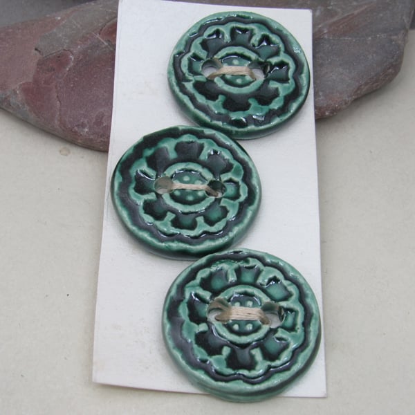 3 Medium Chunky Emerald Green Cog Pattern Ceramic Buttons