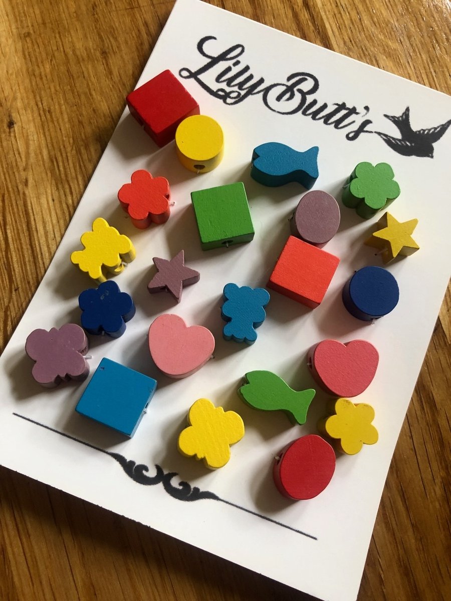 22 Vintage Wooden Beads - Fish, Stars, Butterflies, Hearts, Flowers