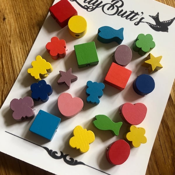 22 Vintage Wooden Beads - Fish, Stars, Butterflies, Hearts, Flowers