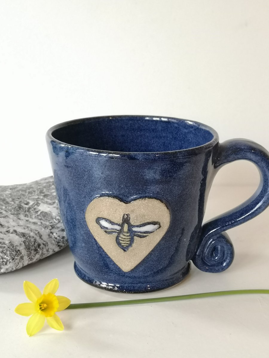 Bee Blue  Mug - Ceramic Stoneware Pottery UK Gift Gifts Mugs Tea Coffee 