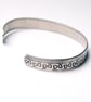 Steel celtic loop in loop cuff band bracelet, narrow band - Image 4