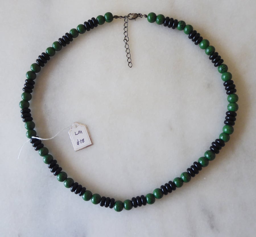 Green and Black Beaded Adjustable Necklace - Summer Seconds