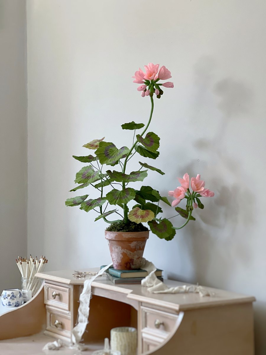 Large Pink Paper Geranium for Mother's Day Gifts