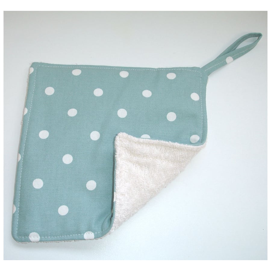 Pot Holder Potholder Grab Mat Kitchen Cookware Pad Duck Egg and White Polka Dots