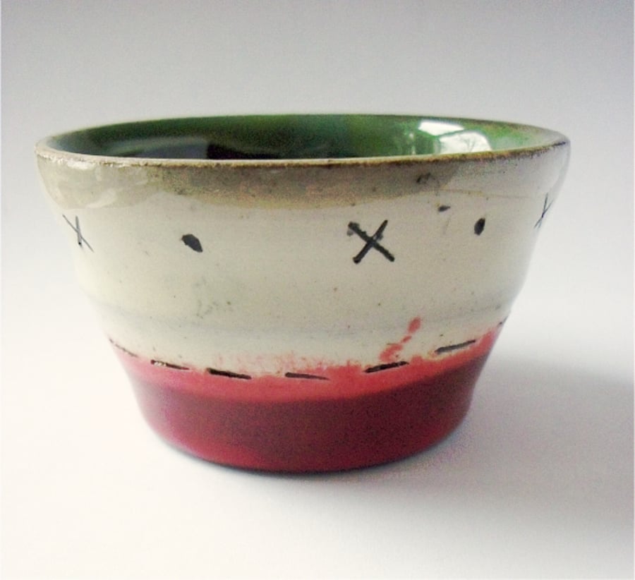 CERAMIC -  Trinket Pot