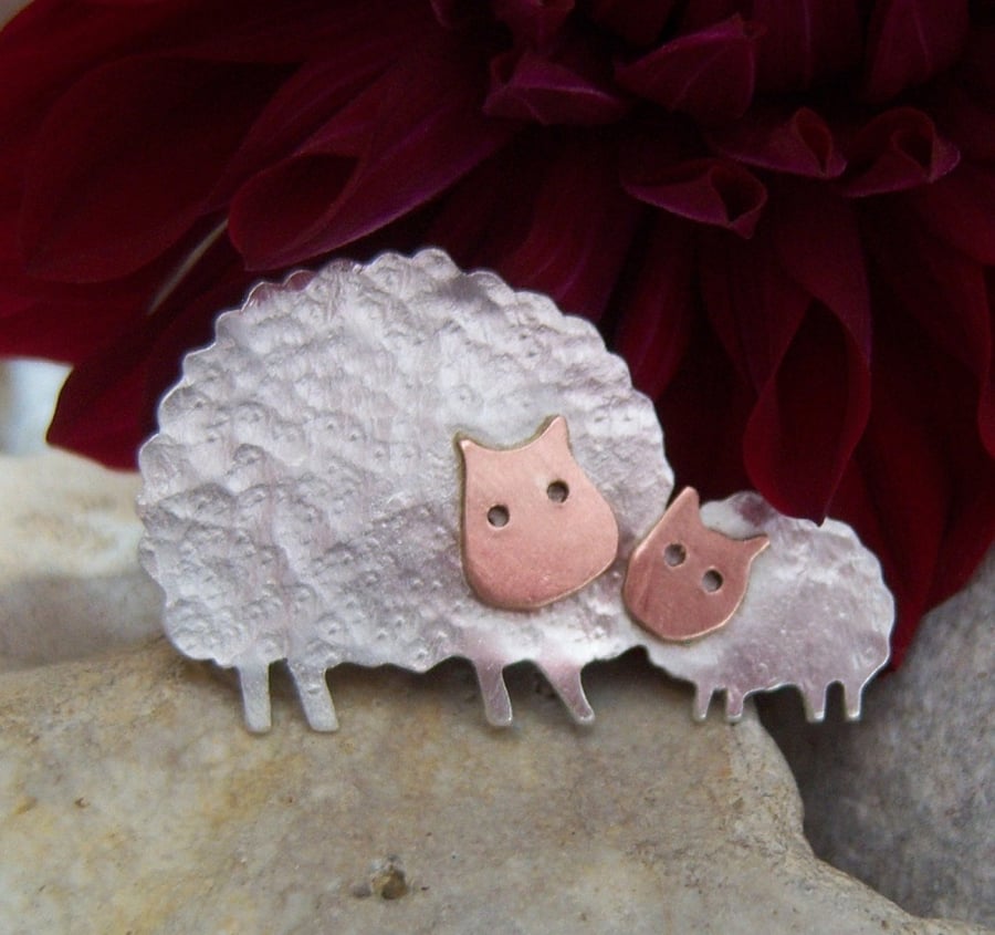 Sheep and lamb brooch in sterling silver
