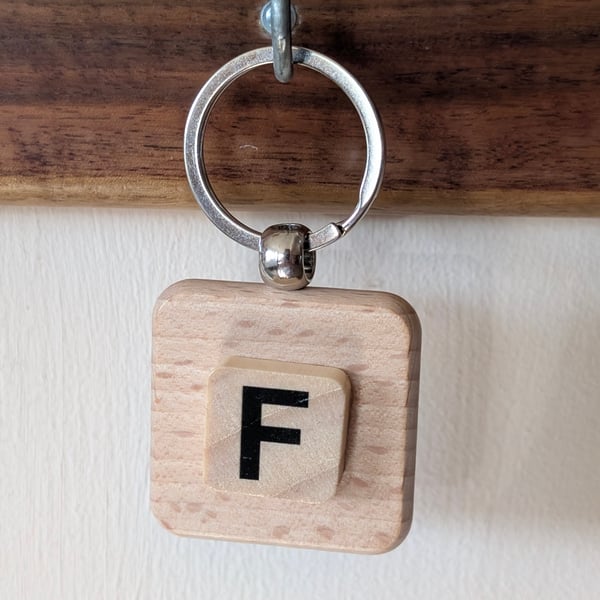 Alphabet letter tile wooden keyring - bagcharm - F