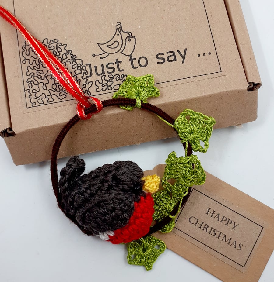 Crochet Robin in a Hoop - Alternative to a Greetings Card 