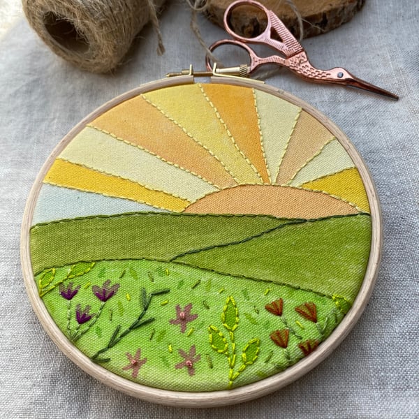 Sunrise 5 inch embroidery wall art