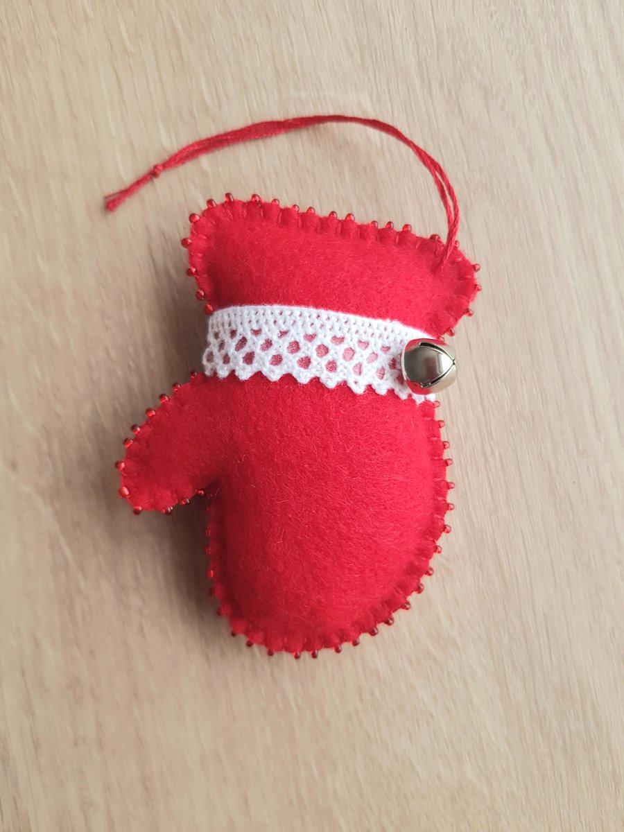Christmas mitten hanging decoration 