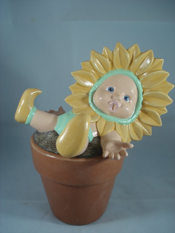 Ceramic Garden Plant Pot Yellow Sunflower Baby Figurine Ornament Decoration.