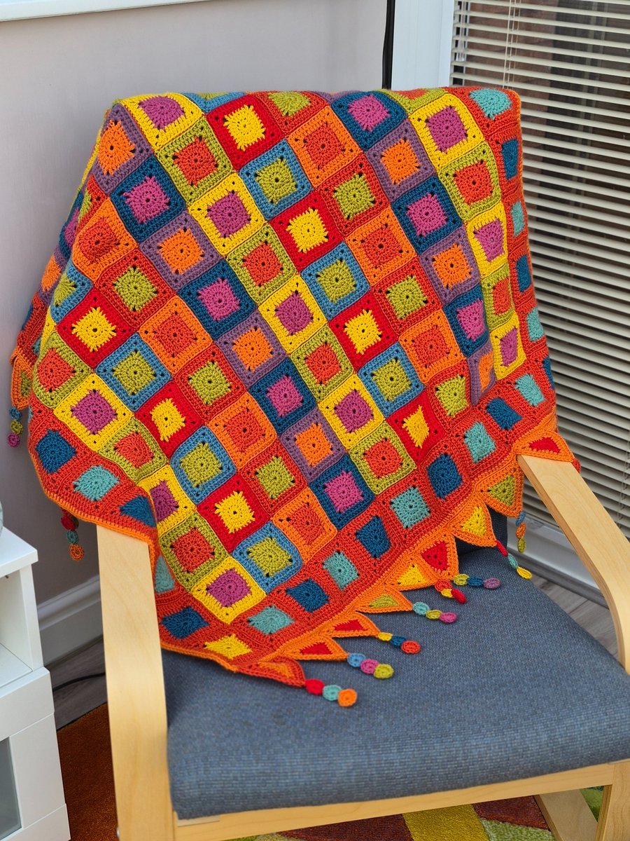 Crochet blanket bed runner 