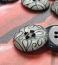 9 16" 15mm 24L Grey Pearl LASER Button (polyester) - Image 4