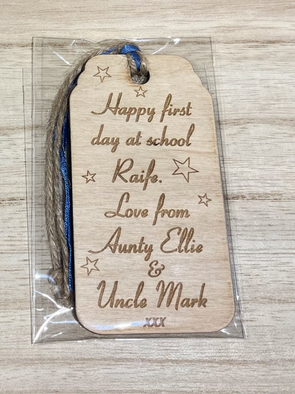 Wooden engraved personalised gift tag