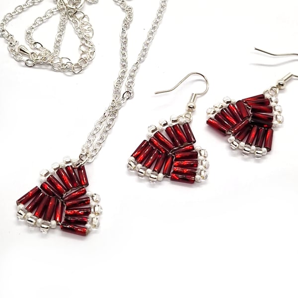 Red, white and silver Christmas vibes beaded necklace and earrings set