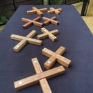 X-Shaped Magnetic Trivet Set – Solid Wood Hot Pot Stand