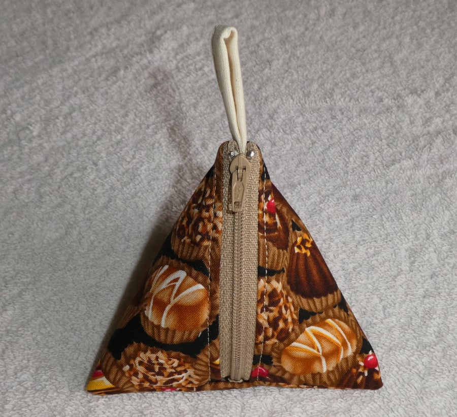  Stitch Marker Holder. Mini Pyramid Purse. Sewing Notions Holder. Chocolates