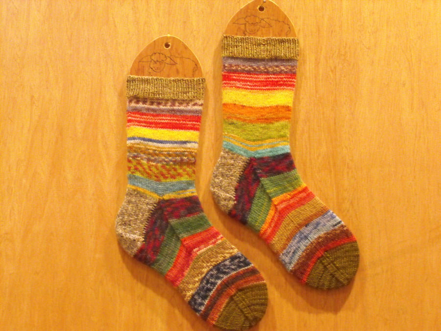 Hand knitted socks, multi-coloured, MEDIUM size 5-7