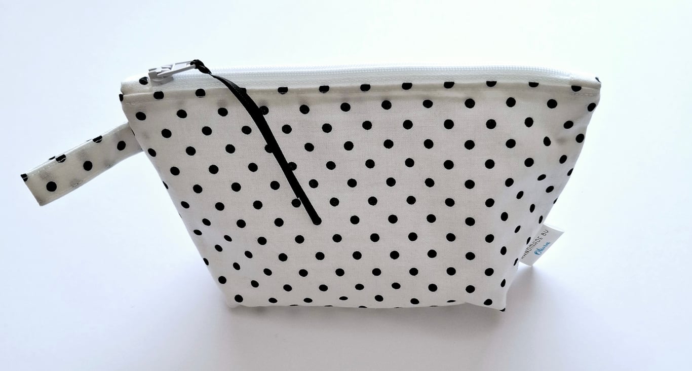 Black and white polka dot cosmetic pouch 