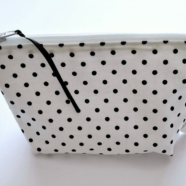 Black and white polka dot cosmetic pouch 