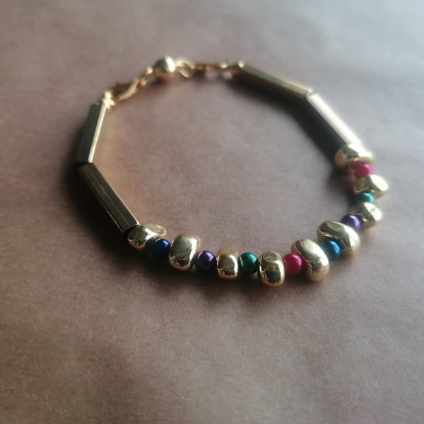 Vibrant and playful, sewing bead bracelet. 