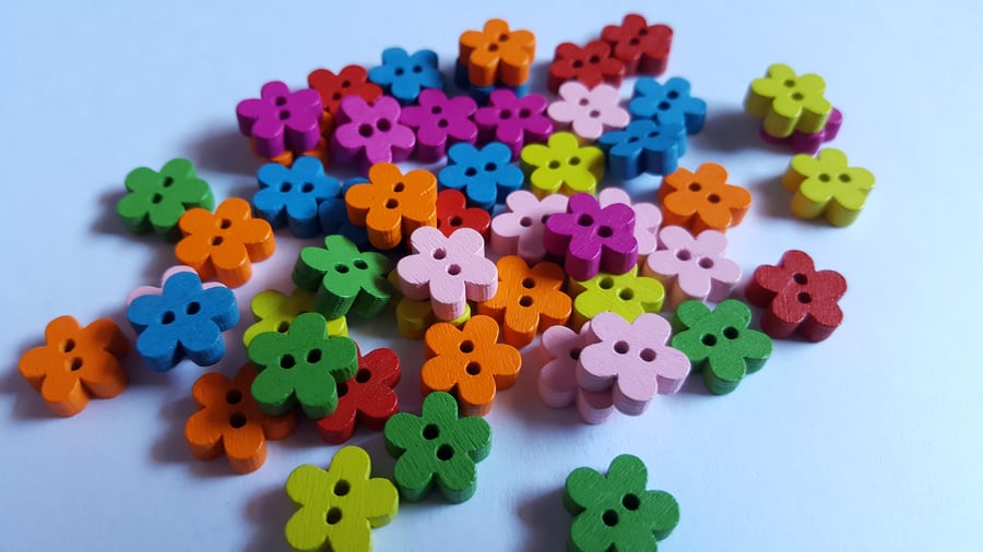 30 x 2-Hole Painted Wooden Buttons - 11mm - Flower - Mixed Colour 