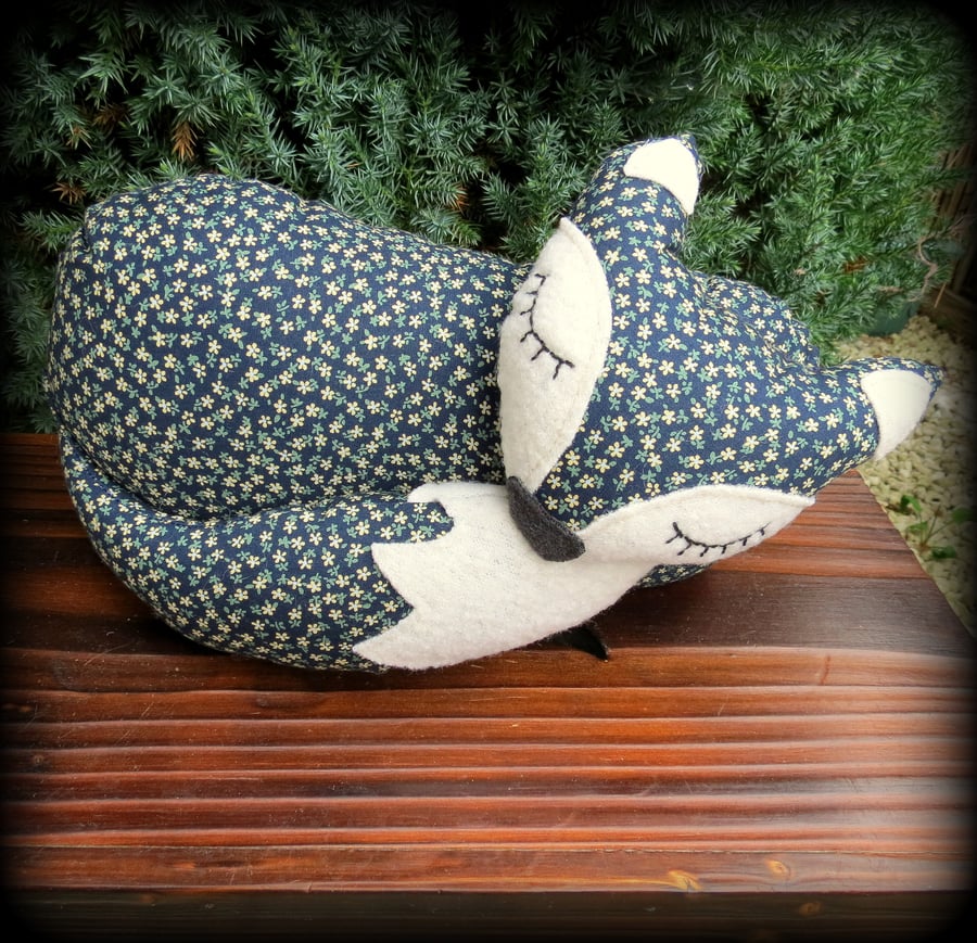 A snoozy groovy fox cushion. 32cm in length. 12.4 inches. Fox pillow.