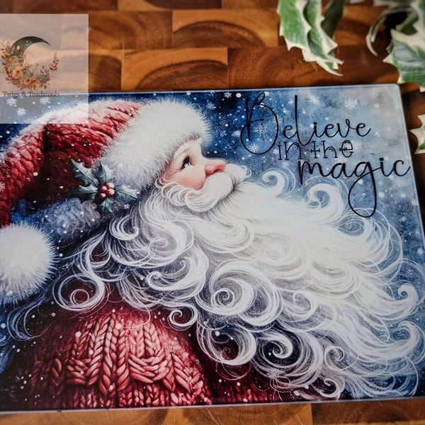 Magical christmas chopping board 