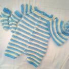 Short Sleeved All in One Baby's Romper Suit With A Hat and Socks, Baby's Gift