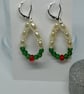 Red and green pearl loop earrings - Image 1