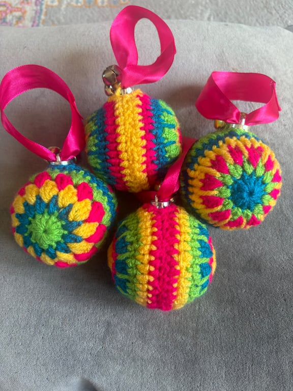 Handmade crochet Christmas tree decorations with ribbon & bells. Set of 4