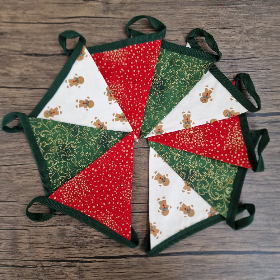 Christmas Fireplace Bunting - red & green Gingerbread man Design
