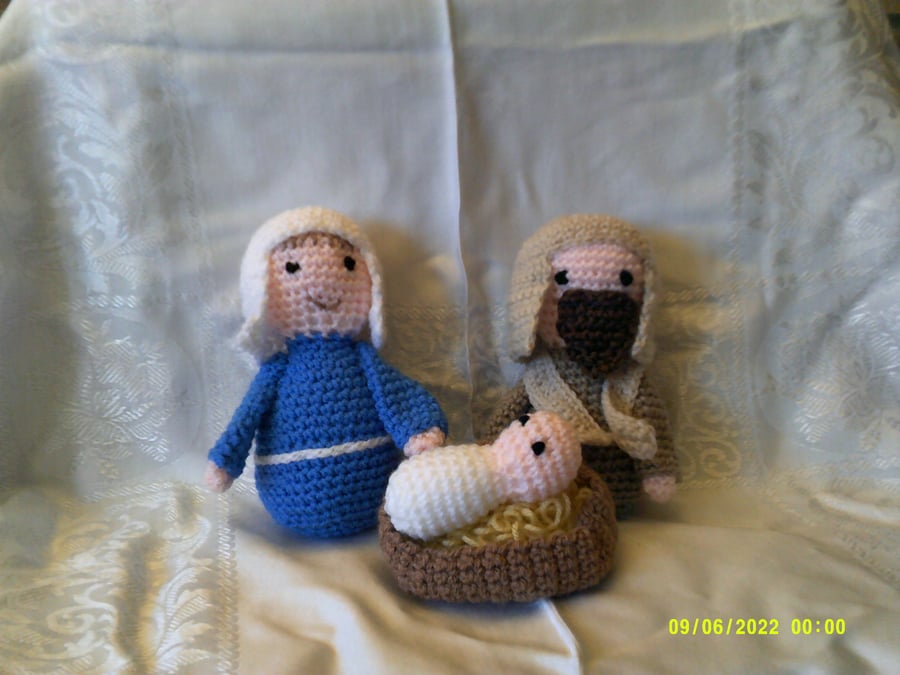 Mary, Joseph & Baby Jesus Crochet Nativity