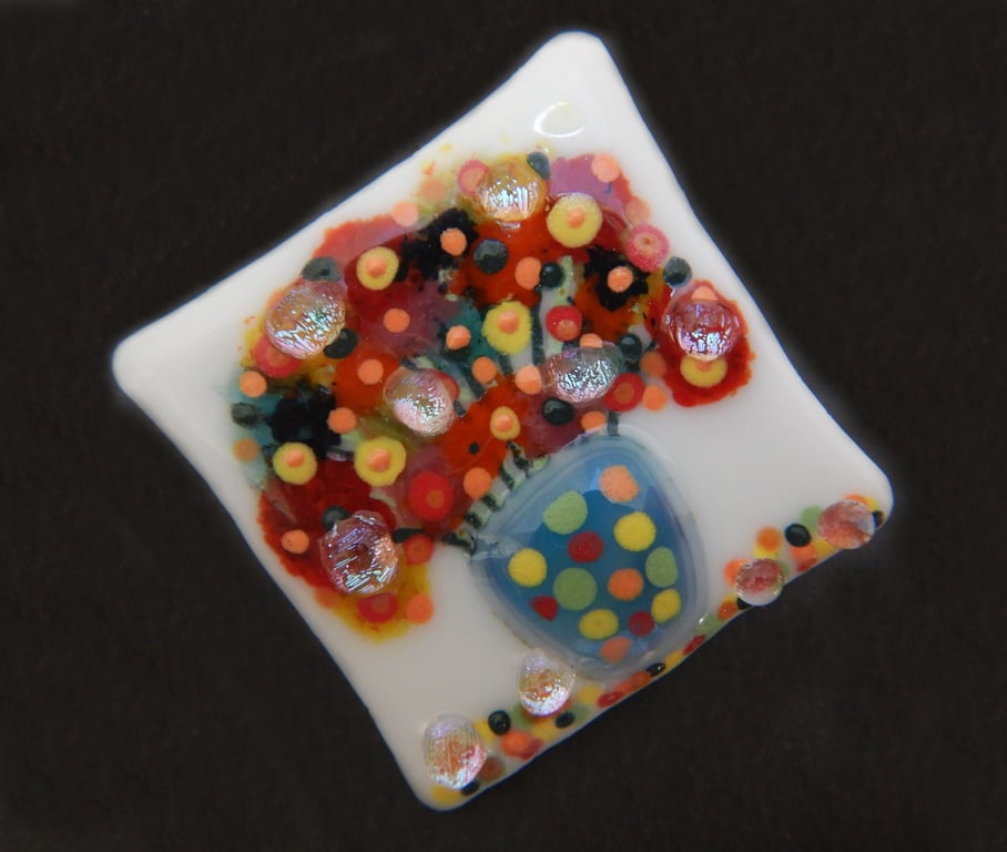 Handmade Fused Glass 'Vase of Flowers' Brooch