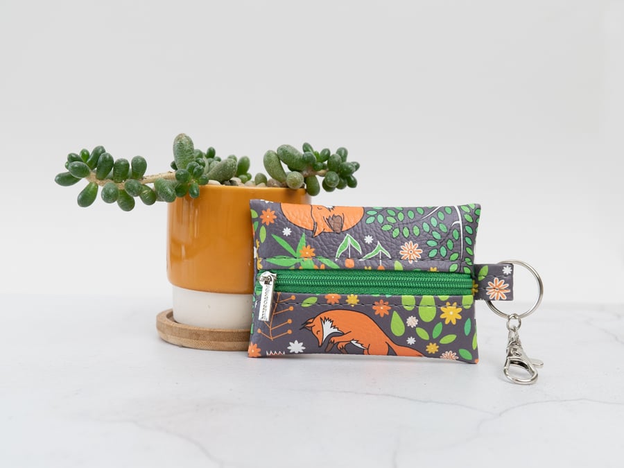 Vegan Leather Coin Purse in Foxes