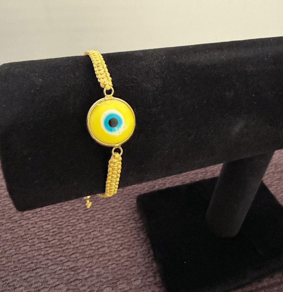 Yelloz Nazar (Evil's Eye) Charm Bracelet