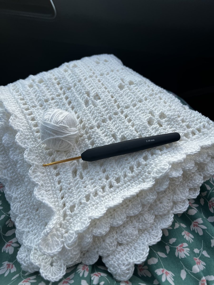 Midwife Crochet Baby Blanket Pattern