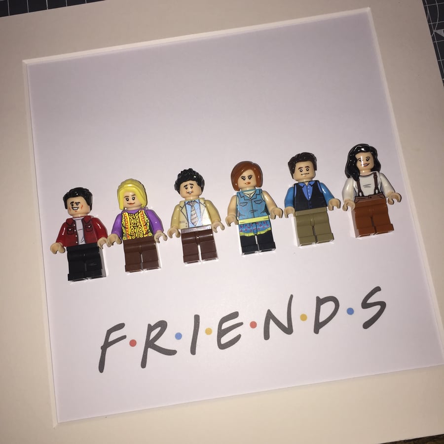 FRIENDS - FRAMED MINIFIGURES