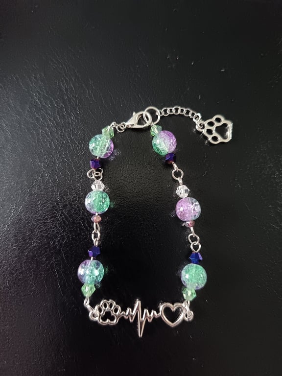 Silver, green and purple beaded animal lover lobster-clasp bracelet 