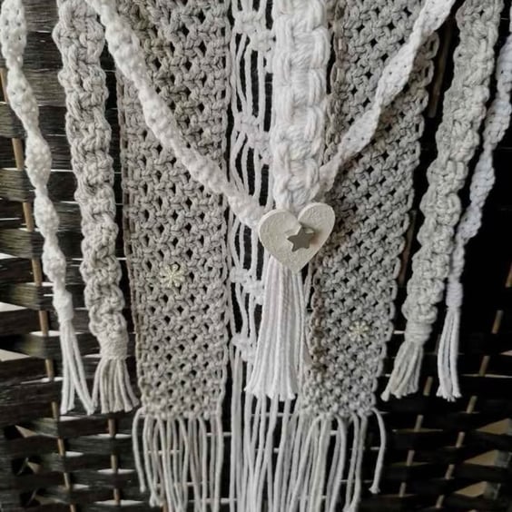 White Grey Christmas Wall Décor 